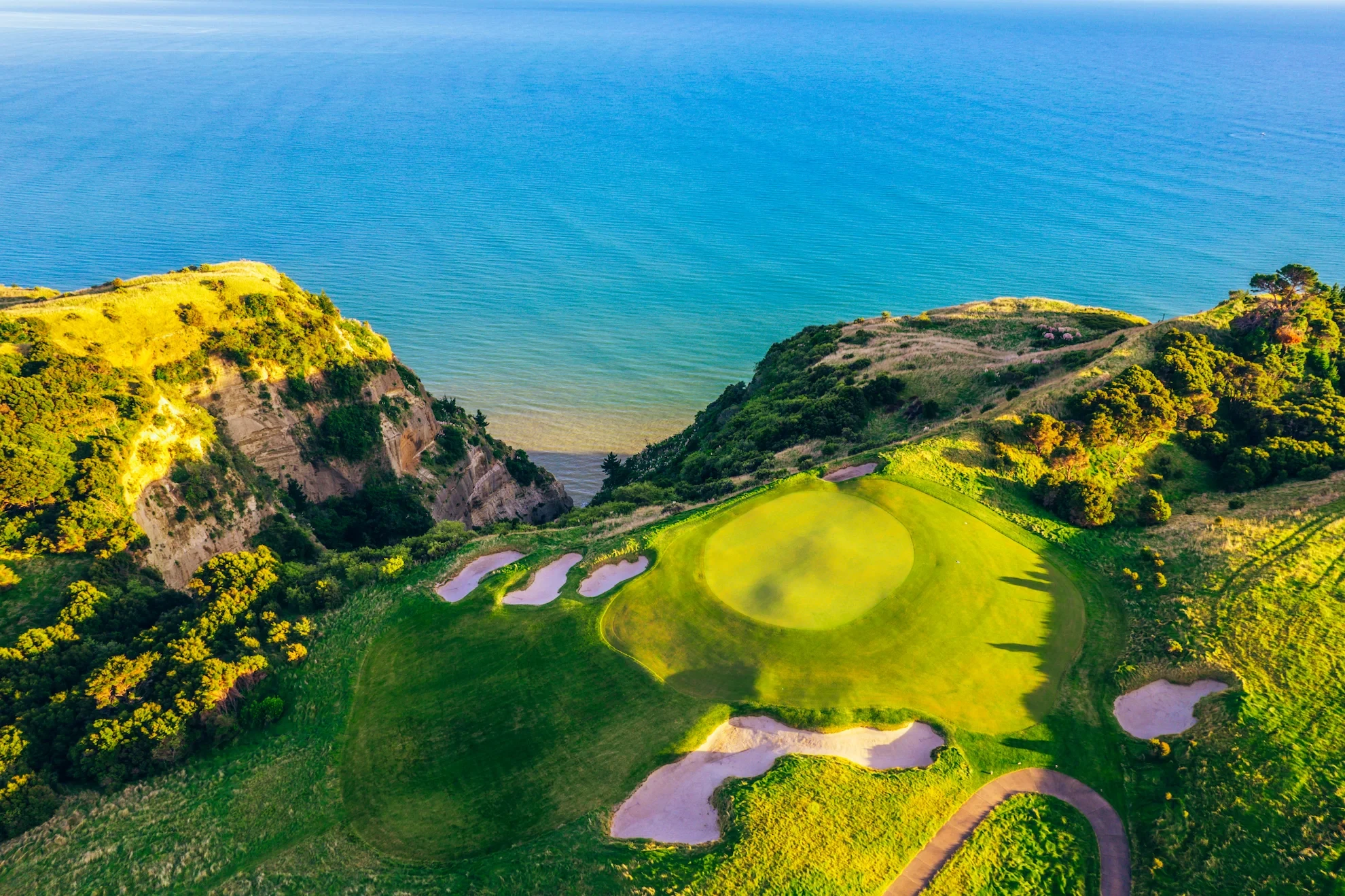 Cape Kidnappers-6 green pink